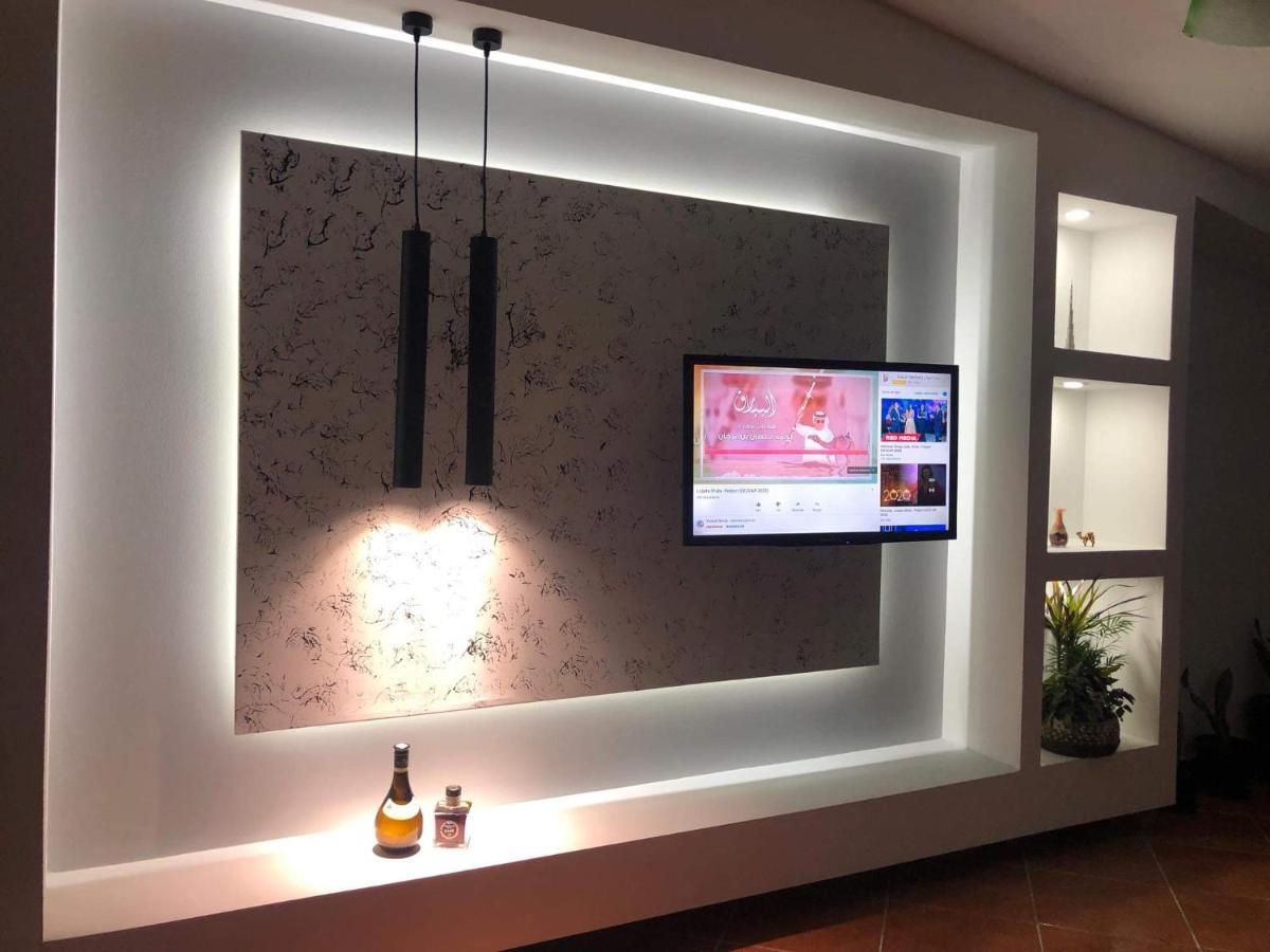 Modern Apartment By Ceni, Elbasan Buitenkant foto